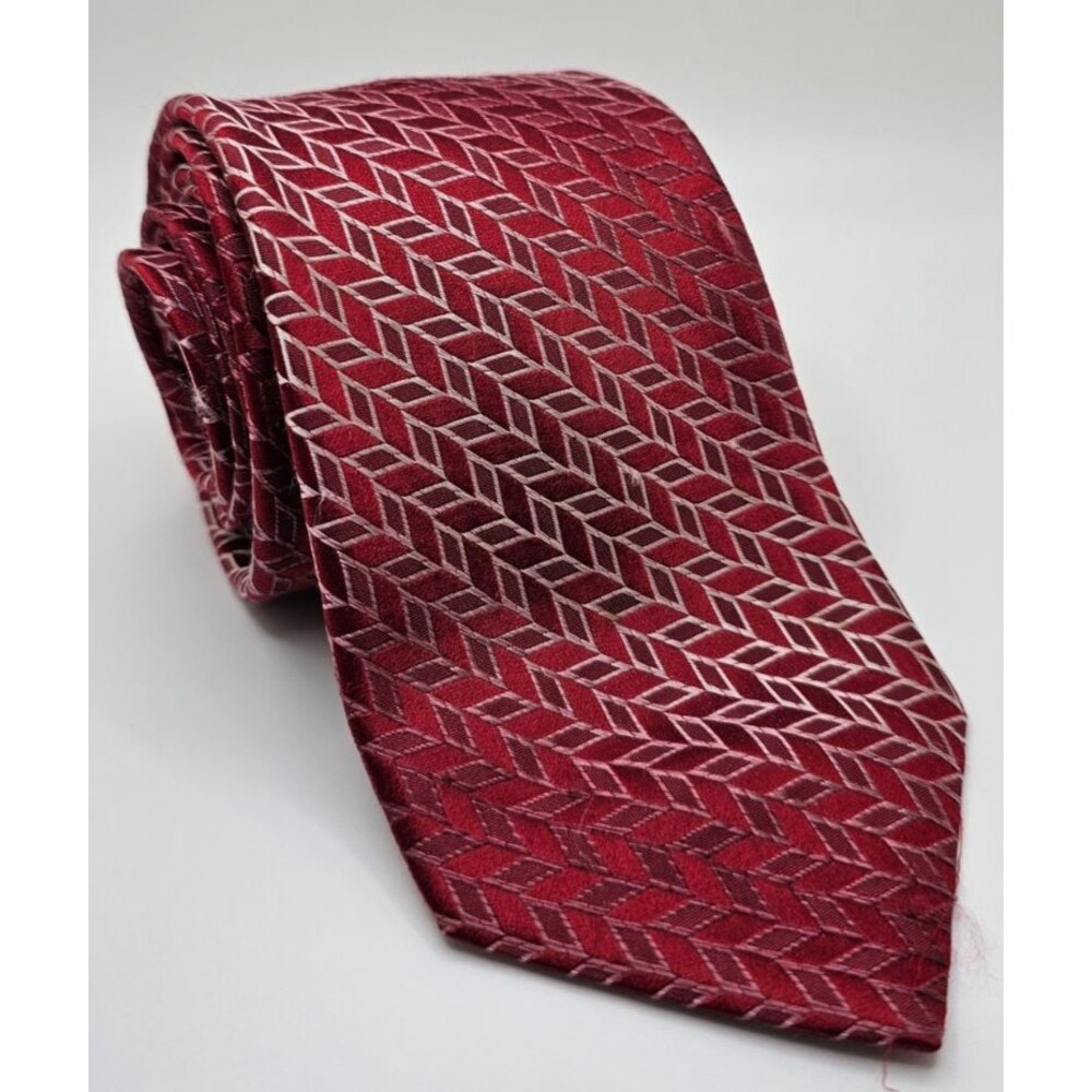 HSM Houndstooth Red and Silver 100% Silk Tie